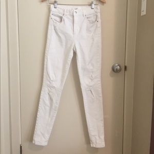 White ripped skinny jeans